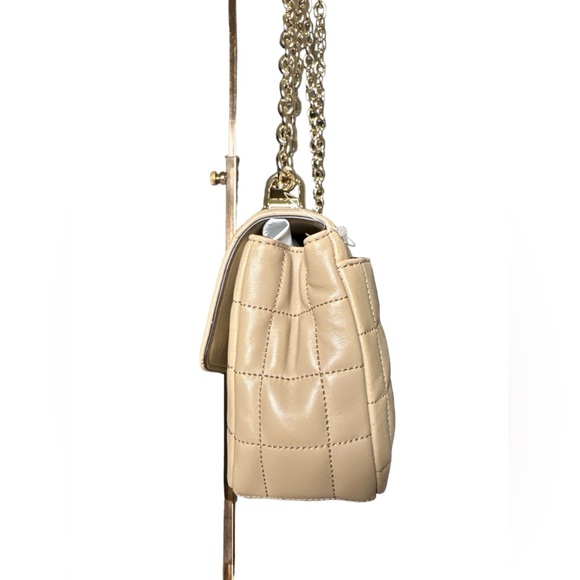 NWT Michael Kors SoHo Shoulder Bag Leather with Dust Bag - Picture 4 of 7